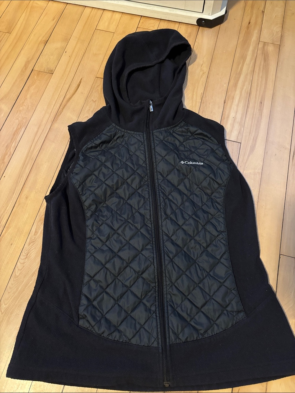 Columbia Black Quilted Hooded Fleece Vest
